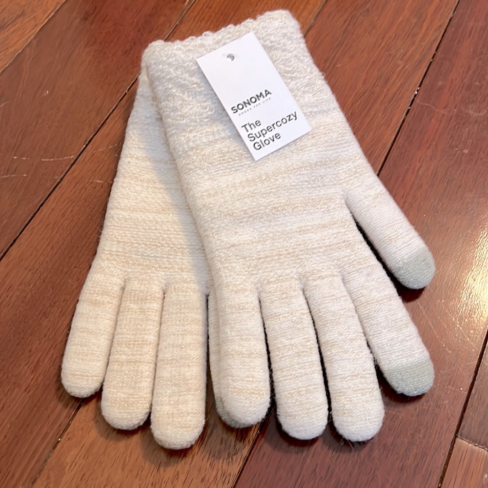 NWT Pink Winter Gloves